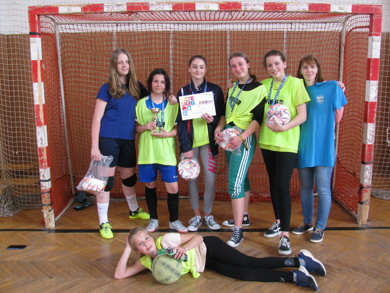 MO v malom futbale mladších žiačok ZŠ –&nbsp;30.4.2019